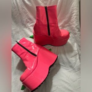 Green spike and pink platform slay-77